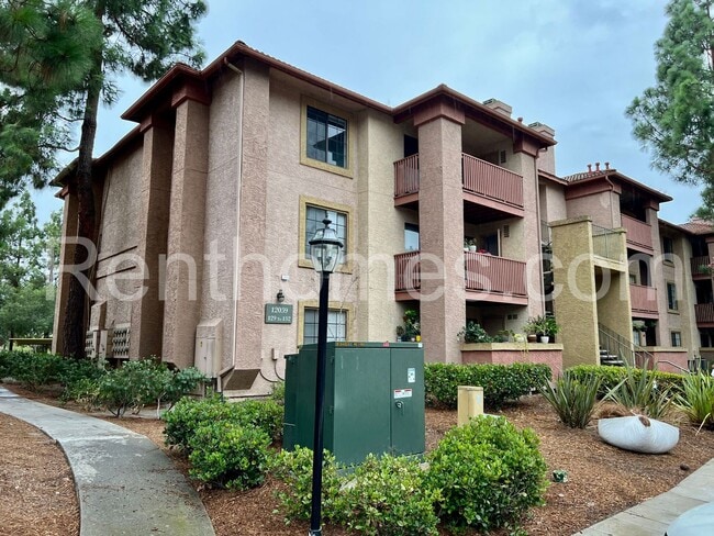 Photo - 12039 Alta Carmel Ct House