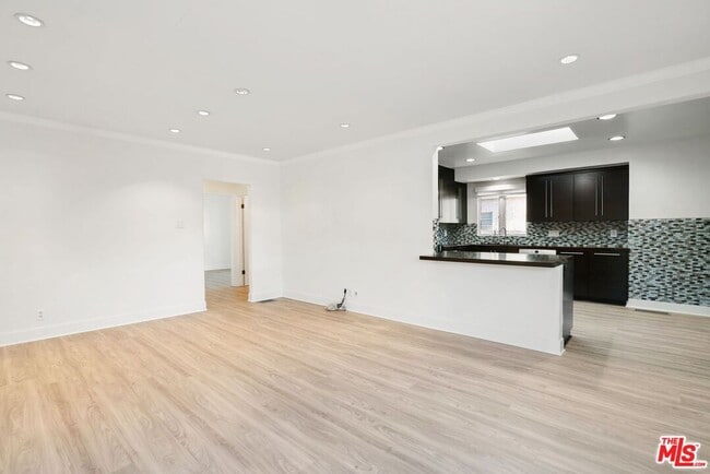 Photo - 2658 34th St