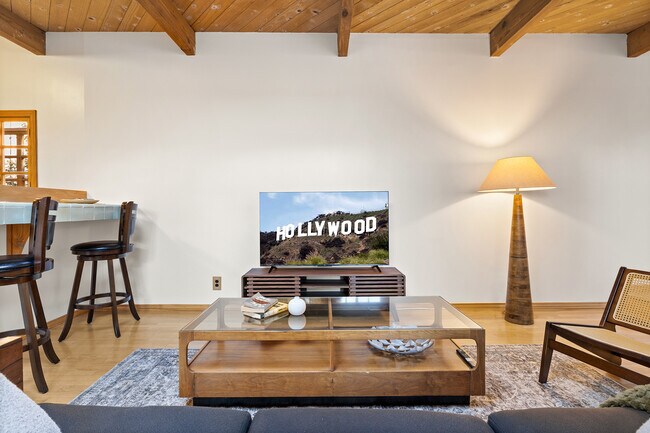 Photo - 3034 Valevista Trl