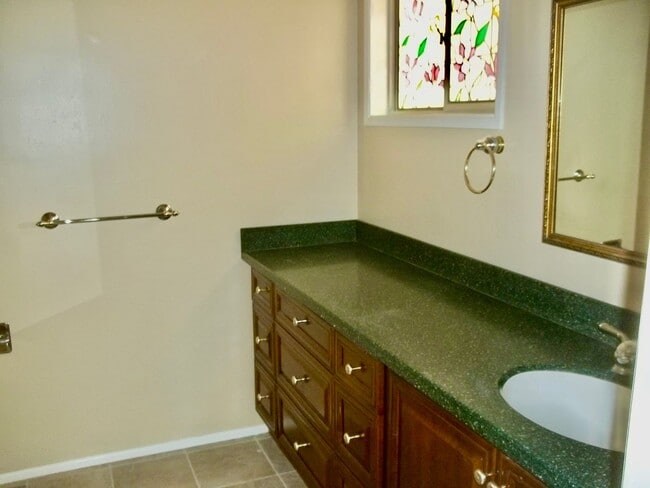 Photo - 4 Bedroom 3 bath Home In Rolando Village