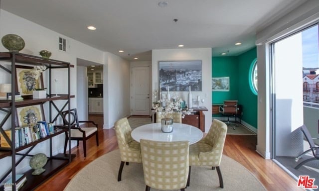 Photo - 817 N Alfred St Unit 404