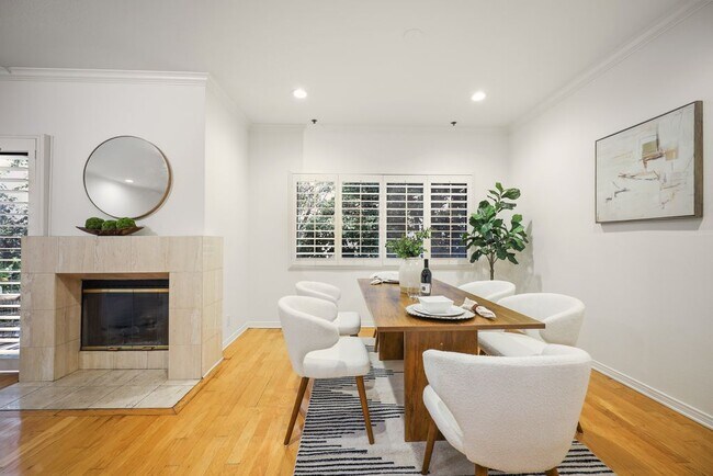 Photo - 11737 Darlington Ave Unit 104