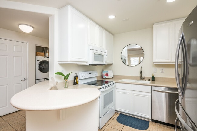 Photo - 350 K St Unit 415