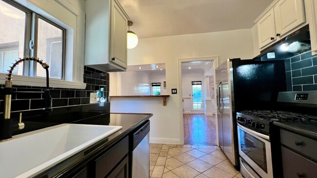 Photo - 7972 Willoughby Ave Apartment Unit 7972