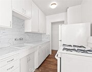 Photo - 526 Shepard St