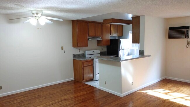 Photo - 11825 Courtleigh Dr