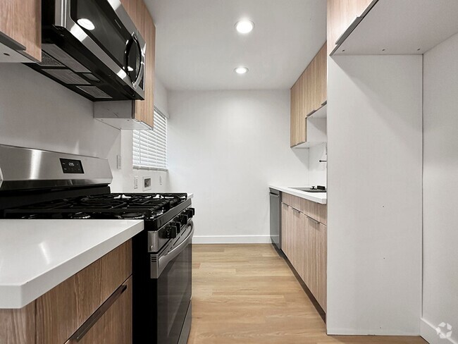 Building Photo - 1144 Stanley Ave Unit 1 Rental