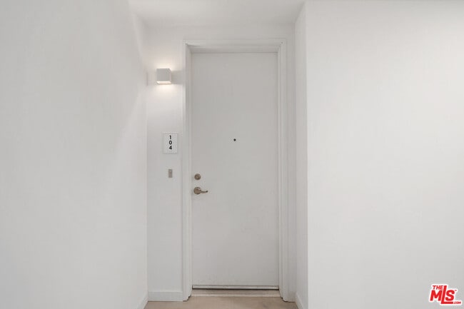 Photo - 4406 Fulton Ave Unit 105