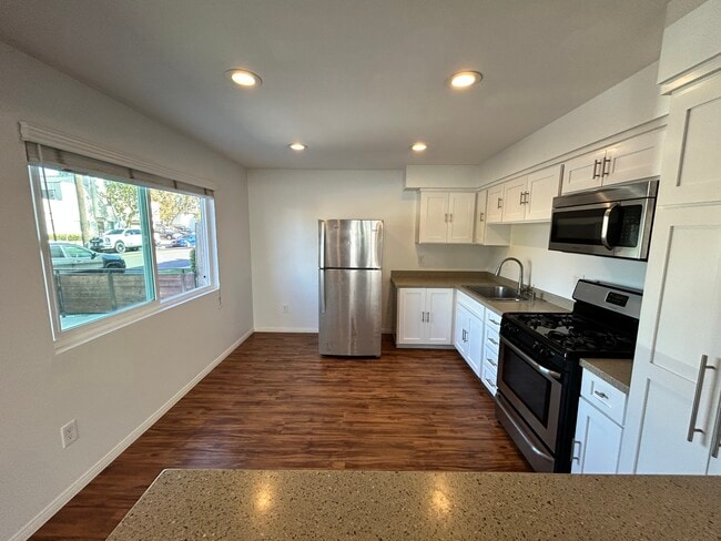 Building Photo - 1601 Alabama St Unit 4