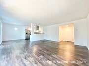 Photo - 919 N Alfred St Unit 105