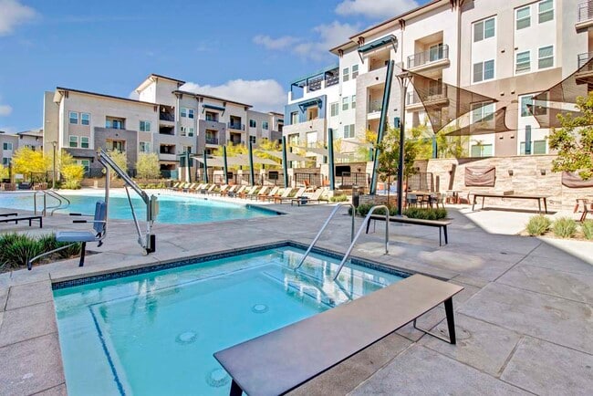 Photo - Array Vista Canyon