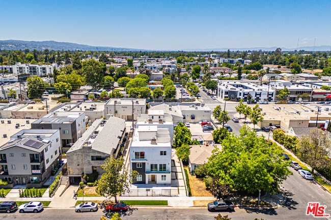 Photo - 5251 Agnes Ave