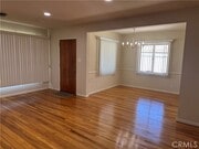 Photo - 831 W Harvard Pl