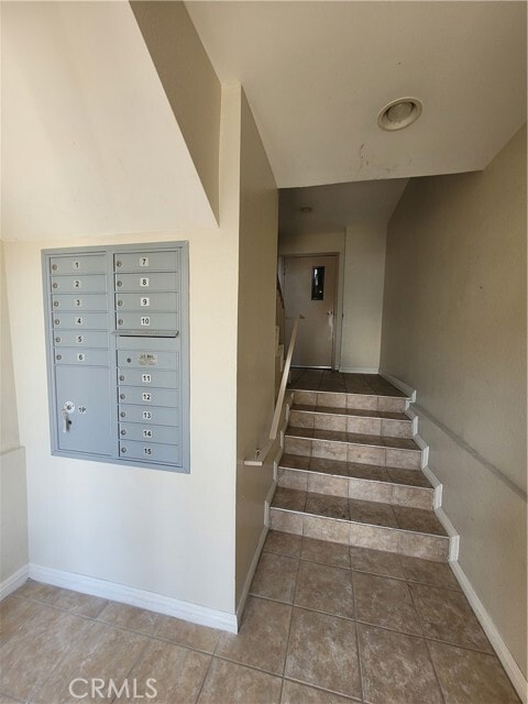 Photo - 11041 La Maida St Unit 8