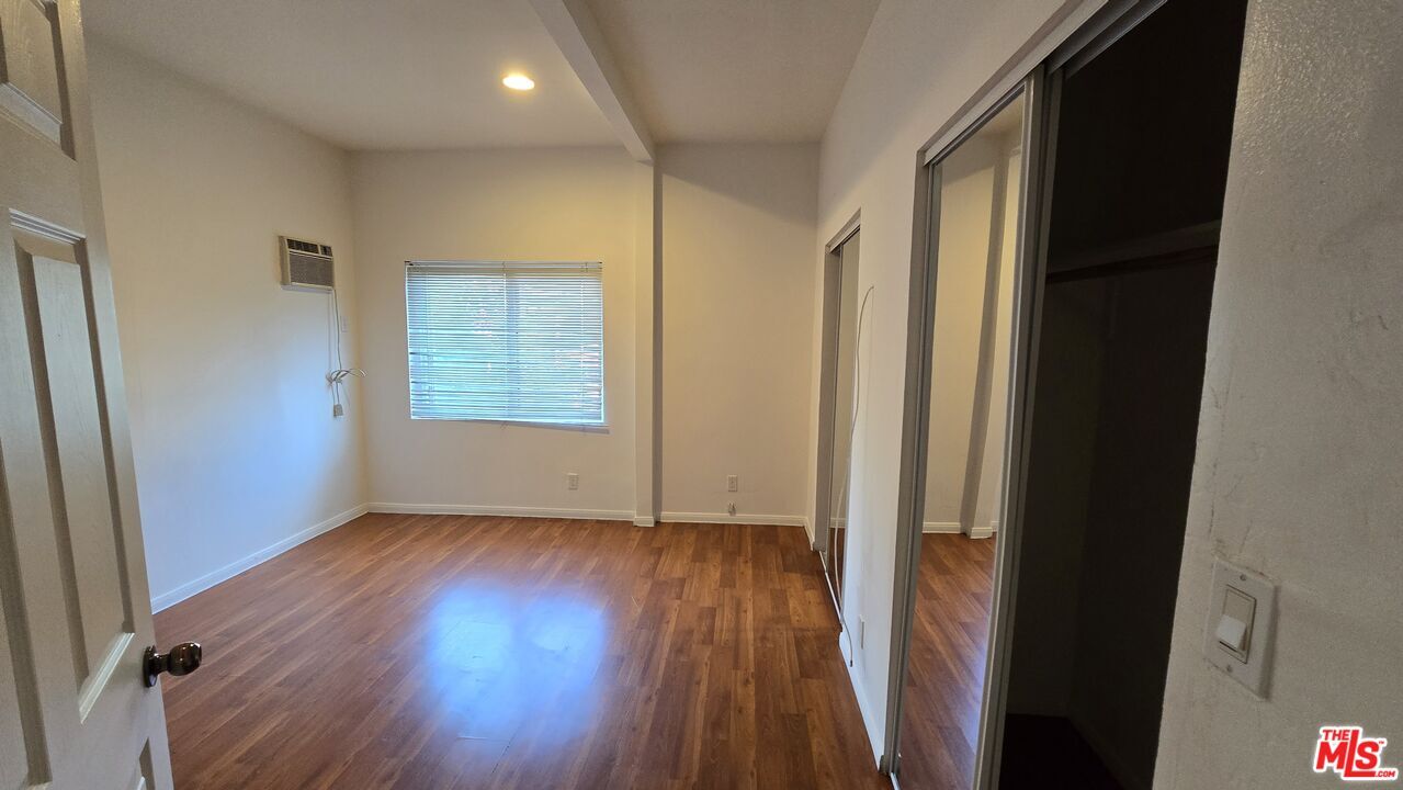 Photo - 2773 W 8th St