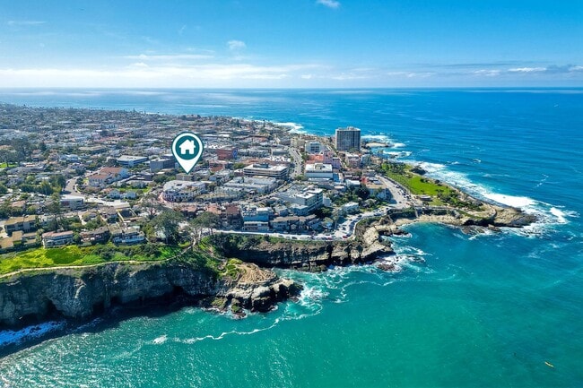 Photo - 1250 Cave St