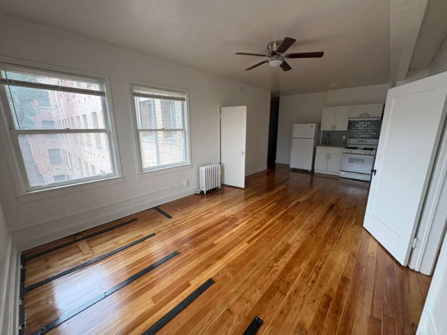 Photo - 318 S Kingsley Dr Unit 303