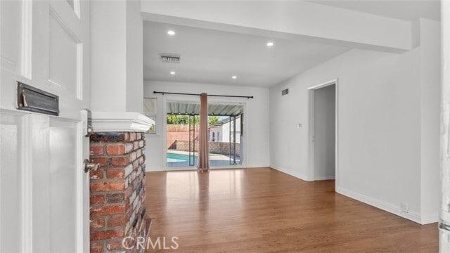 Photo - 19349 Friar St