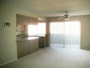 Dining area - 615 Fredricks Ave Unit 166