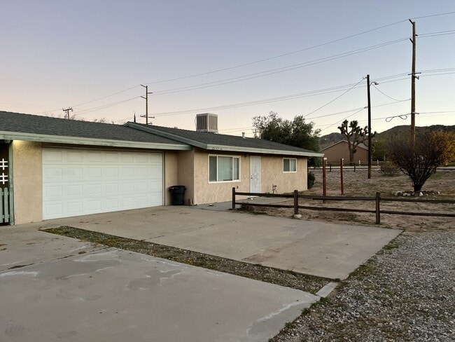 Building Photo - 7687 Elk Trail