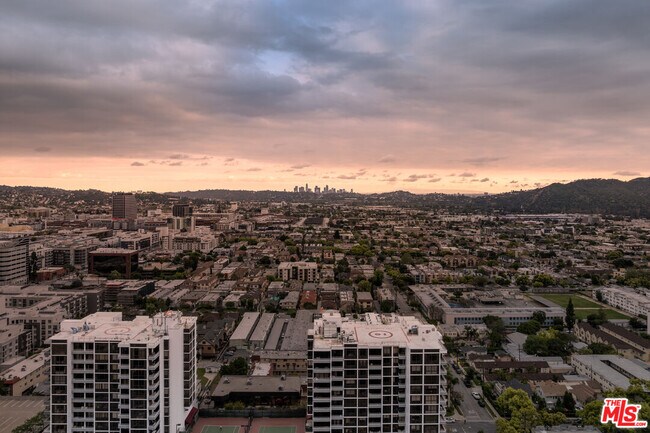 Photo - 343 Pioneer Dr Unit 1803