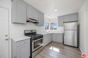 Photo - 2103 Barclay St