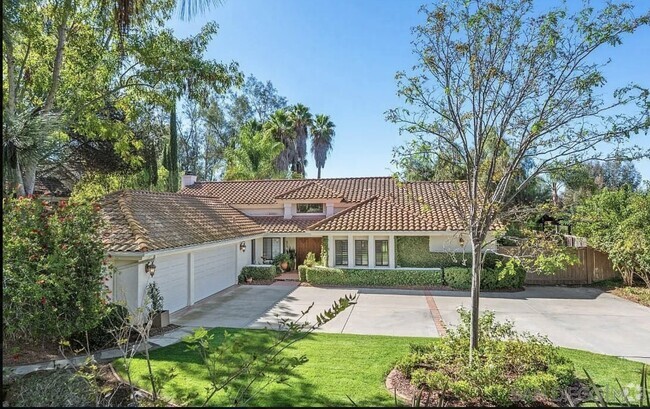 Building Photo - 12904 Stone Canyon Rd Rental