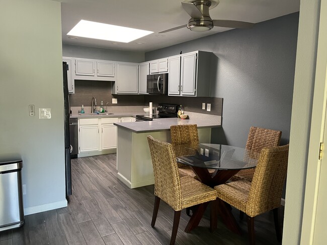 Photo - 2340 Hosp Way Unit 317