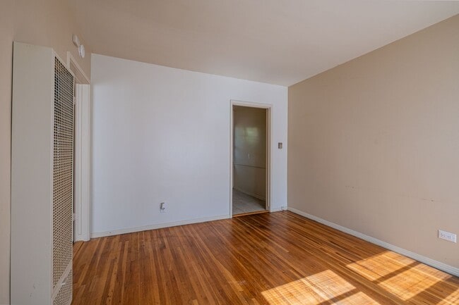 Photo - 1506 S Catalina Ave Unit B