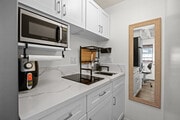 Photo - 2100 Rose Villa St