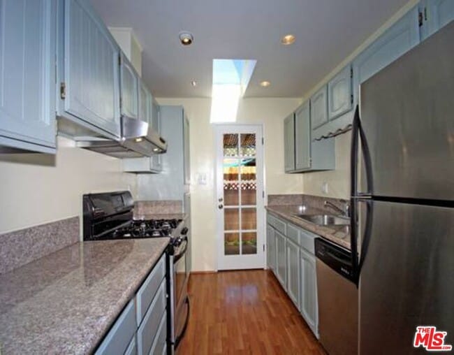 Photo - 3542 Greenwood Ave