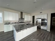 Photo - 110 Sculpture