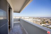 Photo - 7250 Franklin Ave Unit 1209