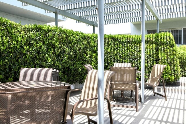 Photo - Corteen Apartments