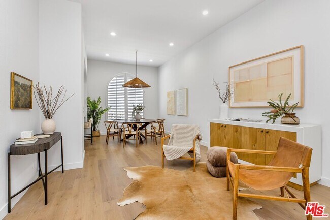 Photo - 14234 Dickens St Unit 2