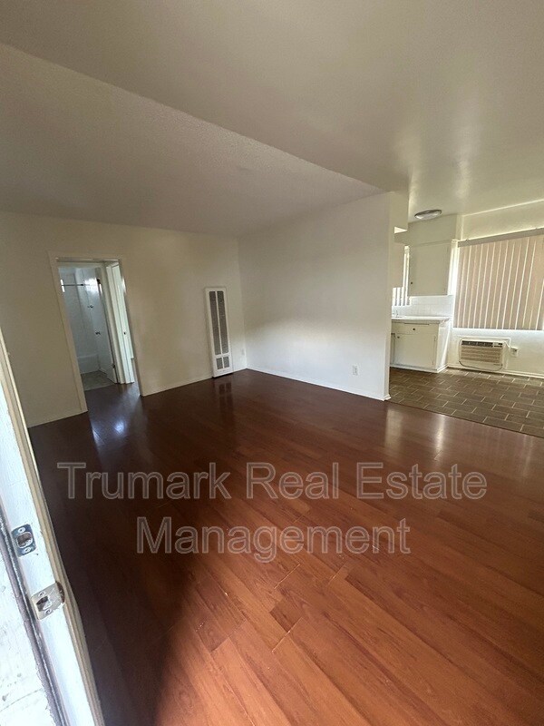 Photo - 5651 Cartwright Ave Unit A