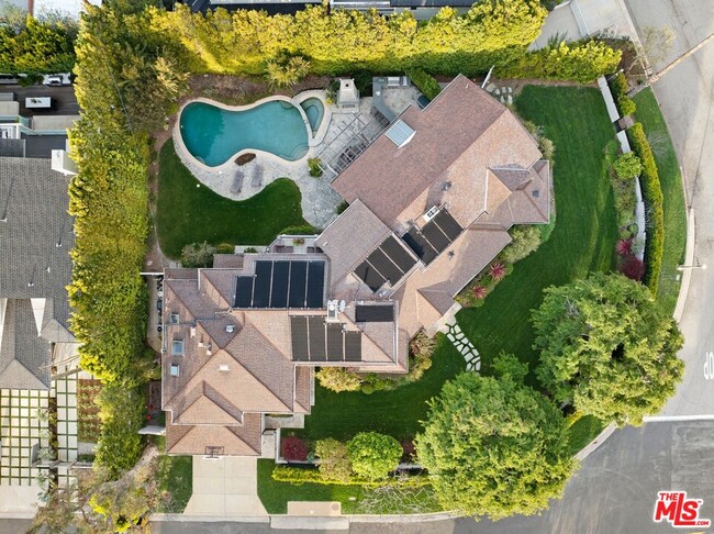 Photo - 12523 Helena St