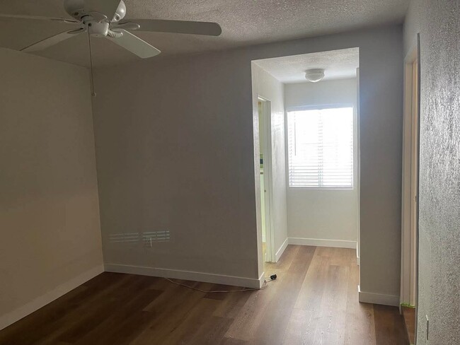 Photo - 241 E 8th St