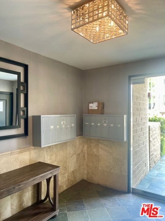 Photo - 1097 S Bedford Dr