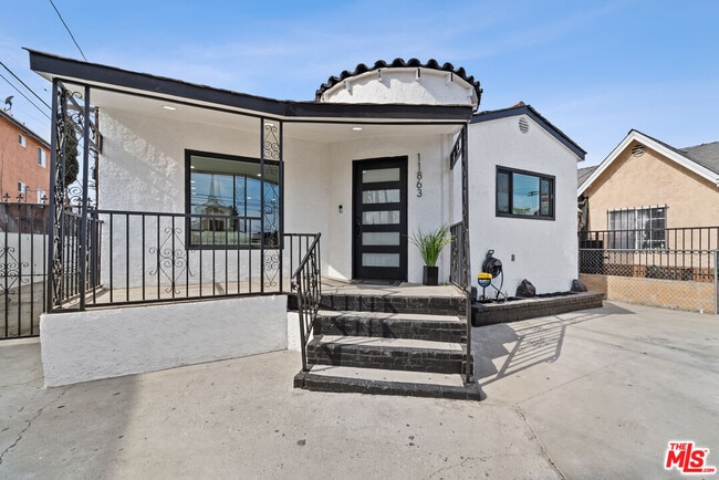 Photo - 11863 Avalon Blvd House