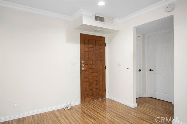 Photo - 570 W Stocker St