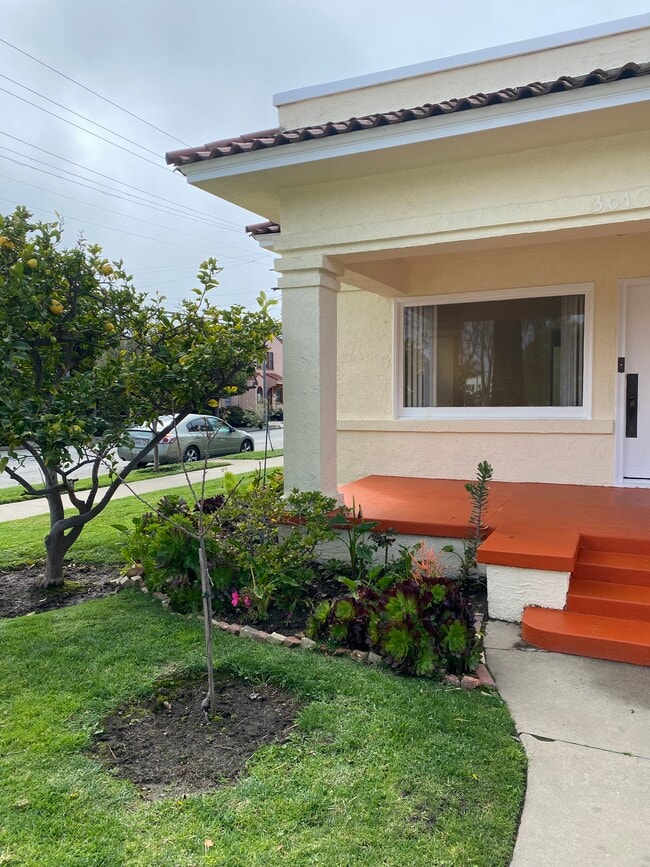 Photo - 301 Grand Ave