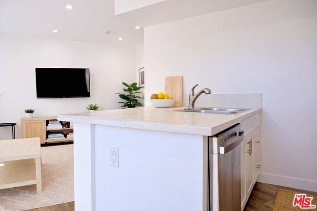 Photo - 842 11th St Unit 4B