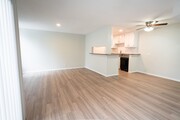 Photo - 6310 Sylmar Ave