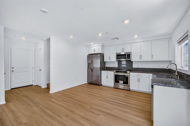 Photo - 7030 Olive Grove St