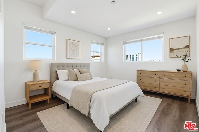 Photo - 1431 S Sherbourne Dr Unit 3