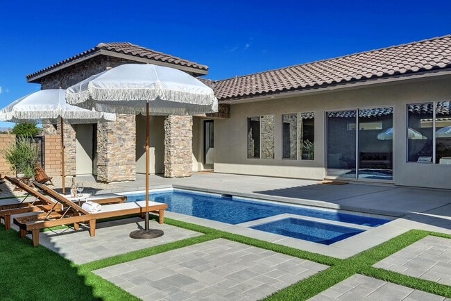 Photo - 80213 Champions Wy