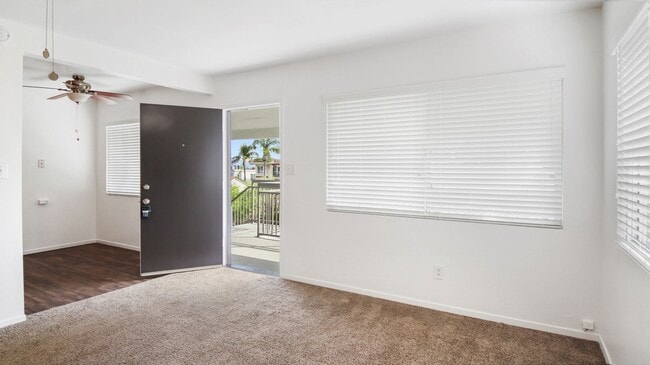 Photo - 4447 1/2 Mentone Street Unit 4447 1/2