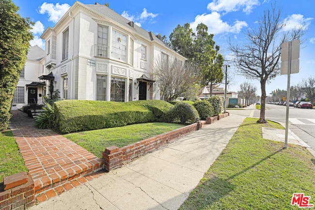 Photo - 158 S Elm Dr Unit 168 S Elm