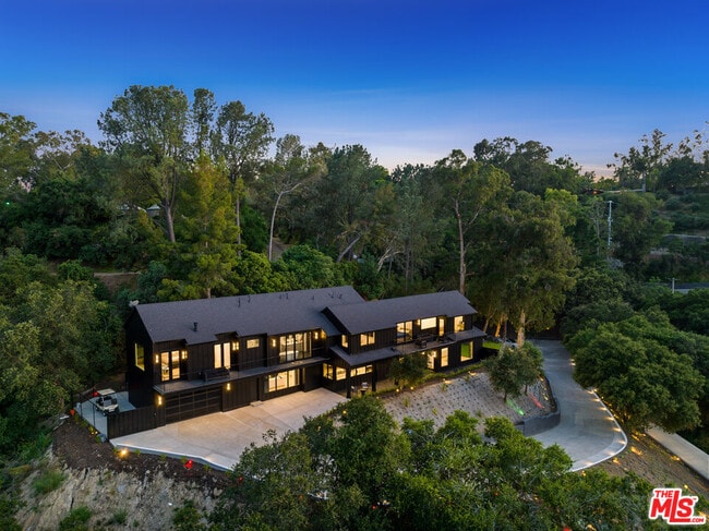 Photo - 3140 Coldwater Canyon Ave